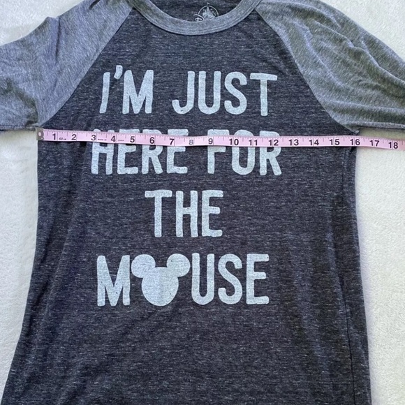 Disney Parks I'm Just Here For The Mouse 3/4 Sleeve Tee Small - Picture 4 of 5